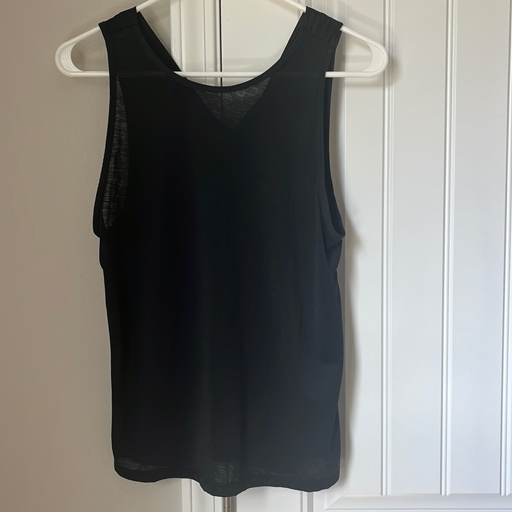 Lululemon top